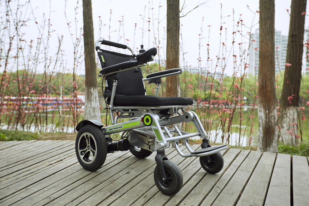 Airwheel H3T lightweight motorized wheelchairr